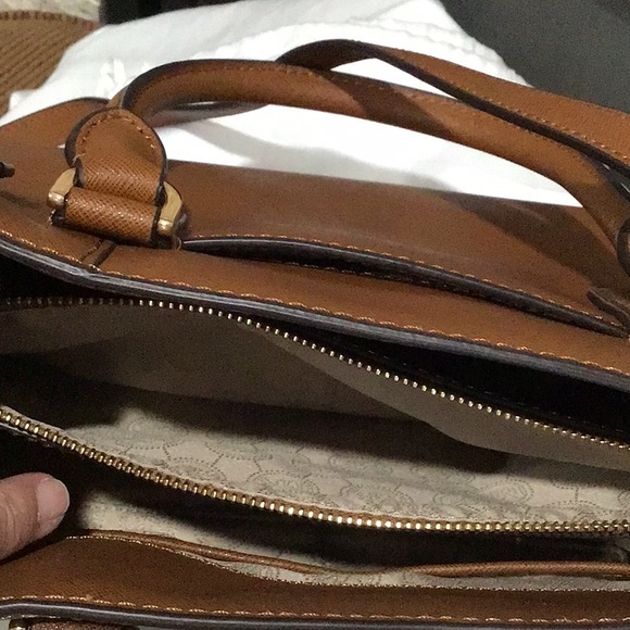 Michael Kors, brown Crossbody bag - Picture 4 of 8